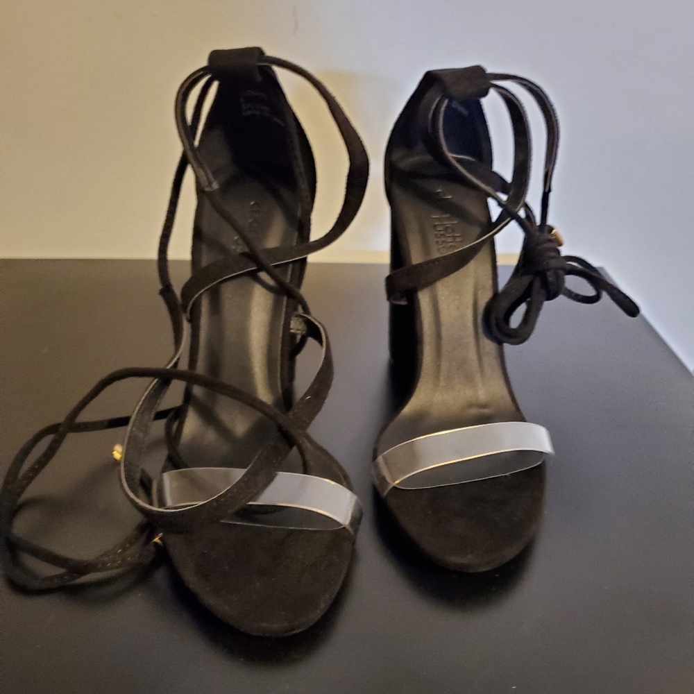 OPEN TOE CHUNKY HEELS